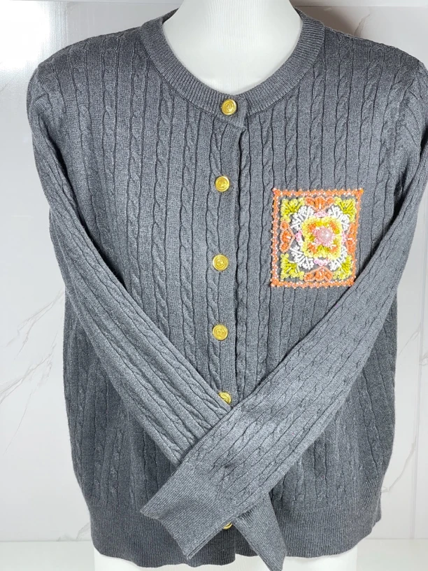 手工珠绣开衫毛衣