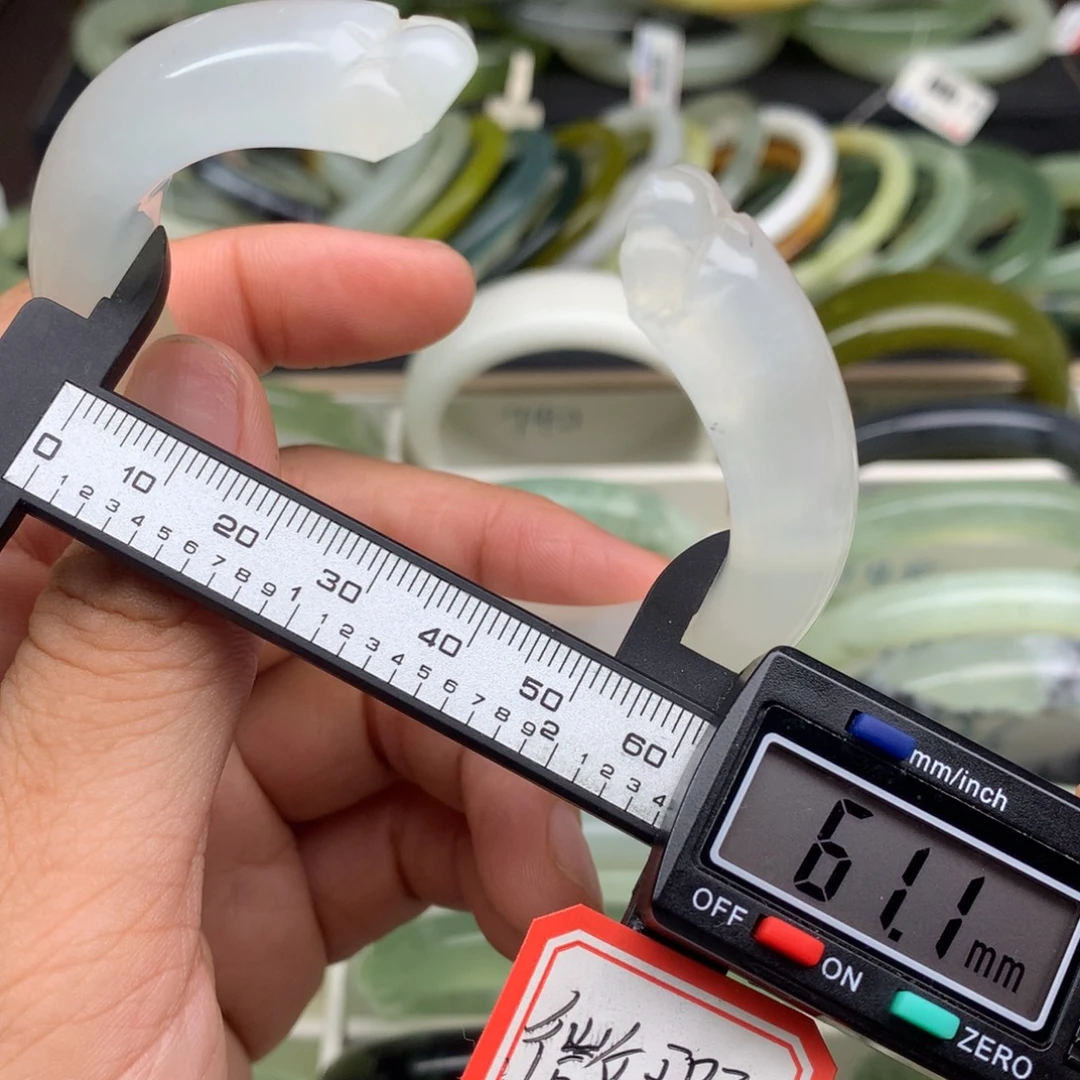 未镶嵌蛇纹石玉手镯739