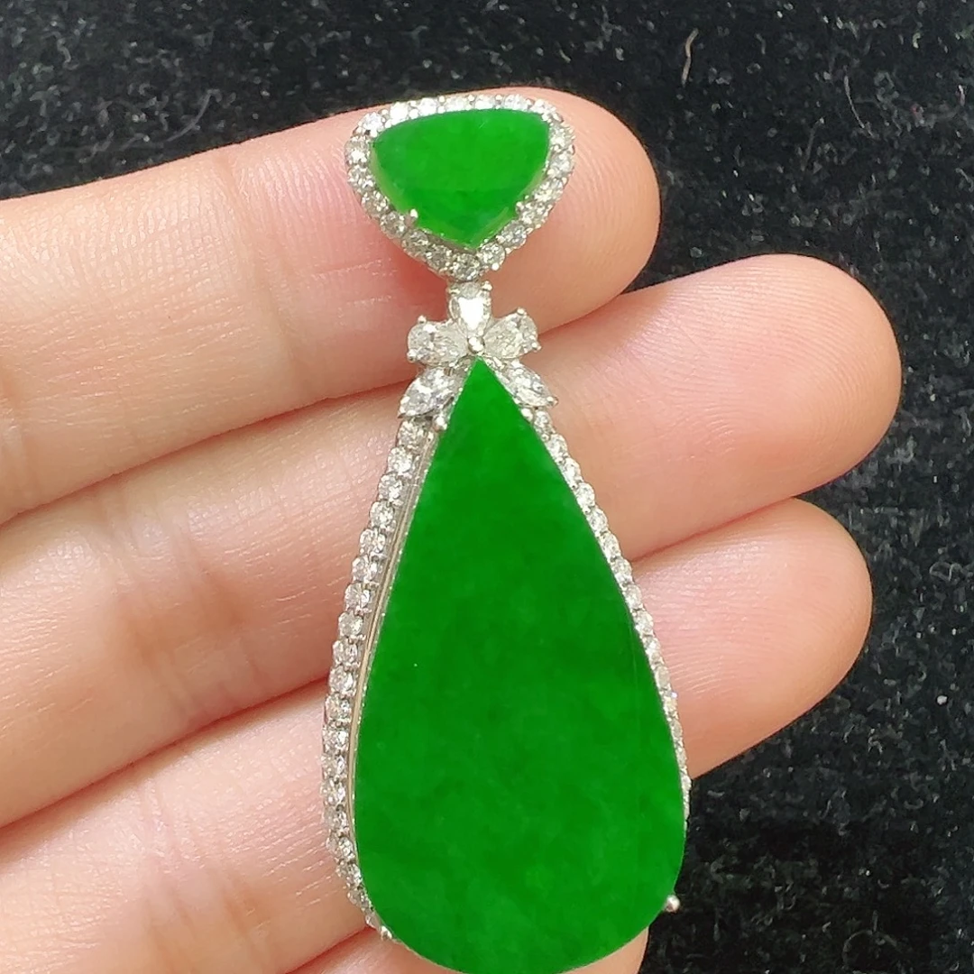 吊坠(不含链)18K金镶嵌翡翠