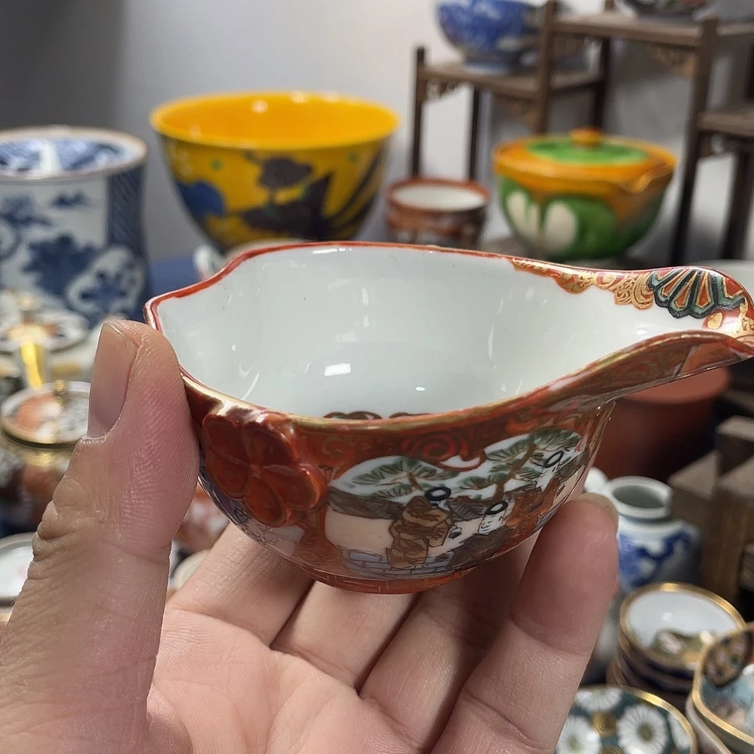 阿***丁瓷器制作工艺精湛
