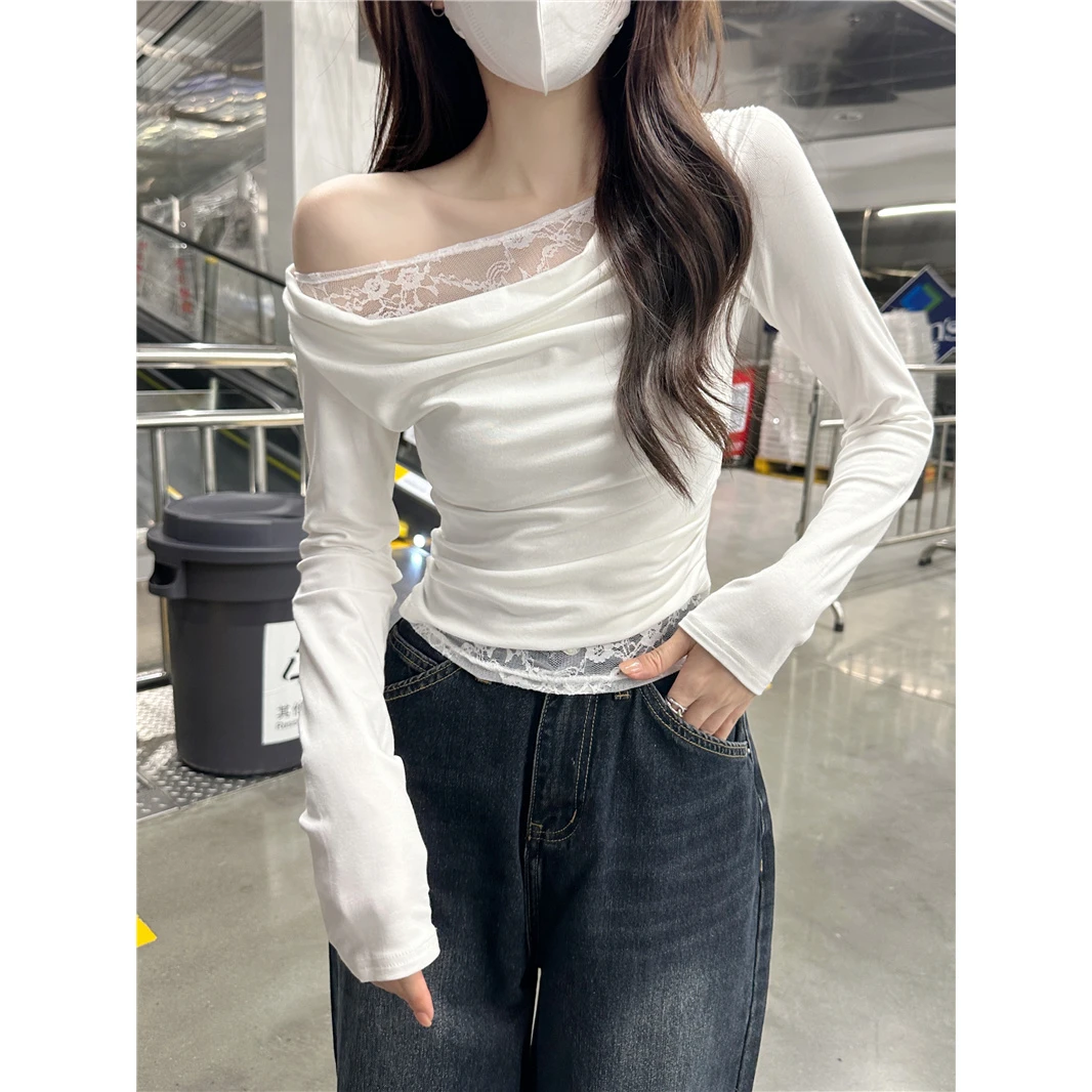 韩版ins潮纯色蕾丝拼接假两件长袖T恤女春秋季收腰内搭一字肩上衣