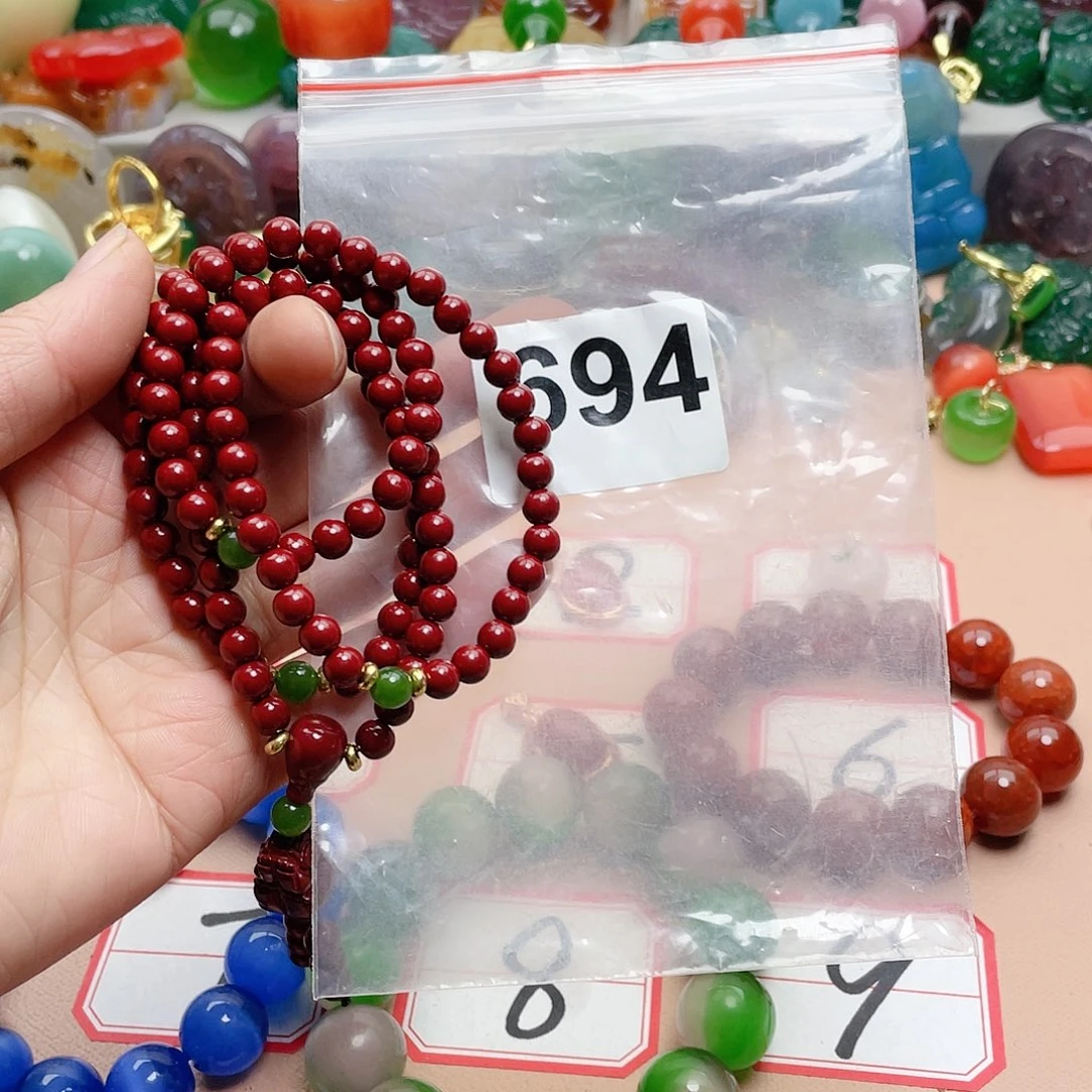 合金颈饰玛瑙/玉髓深**息