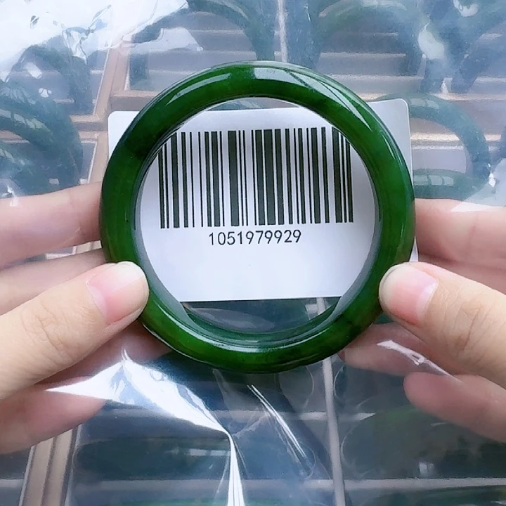 和田玉（碧玉）手镯未镶嵌59微瑕