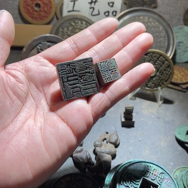 大***正铜现代工艺品防制品