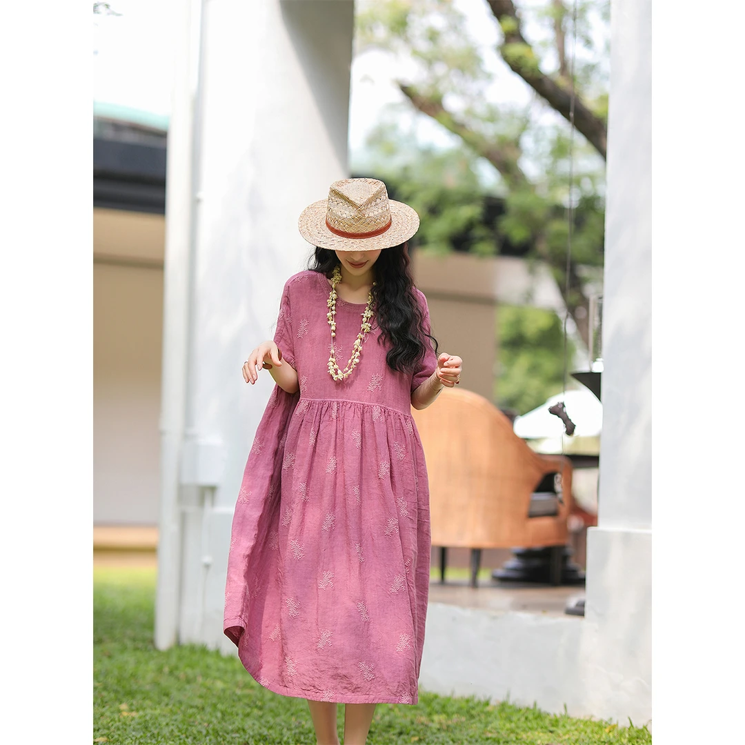 麻霖21支纯亚麻刺绣成衣染色微皱肌理感圆领连肩短袖优雅连衣裙