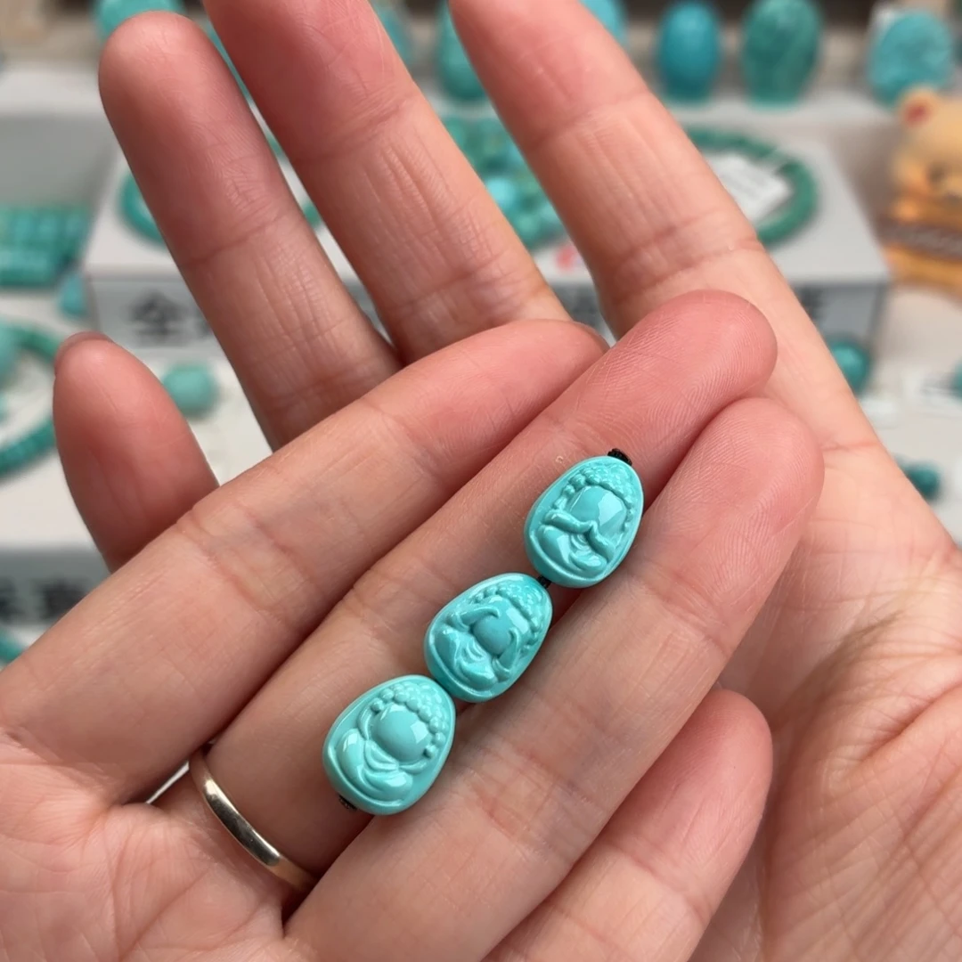 绿松石未镶嵌珠宝奇石