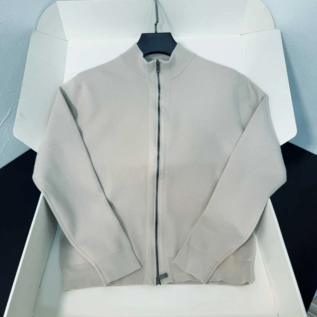 剪标高端西班牙轻奢MD原单棉线衫秋季立领厚拉链开衫针织衫外套男