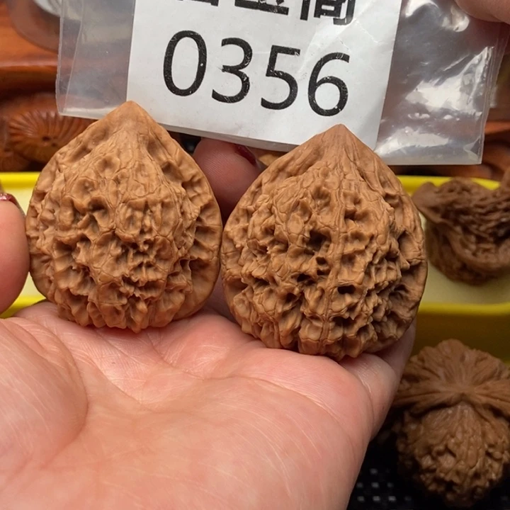 文玩核桃吊坠官帽全品45