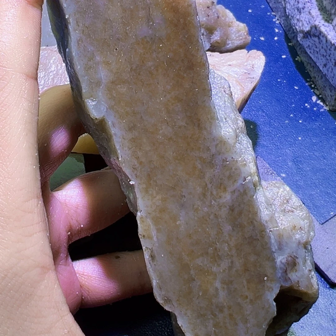 和田玉（糖玉）未镶嵌珠宝半成品