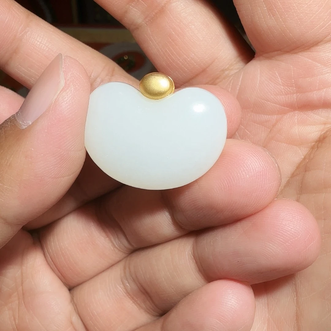 和田玉颈饰18K金镶嵌平**乐元宝厚