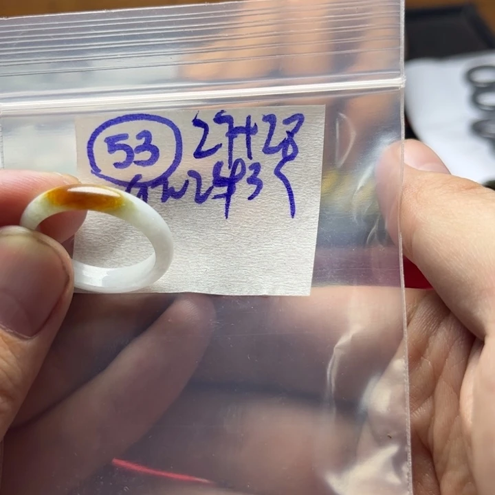 定制翡翠未镶嵌明天