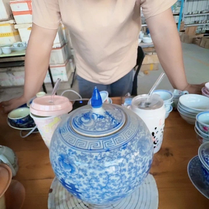 景德镇高温陶瓷青花喜字小罐1个