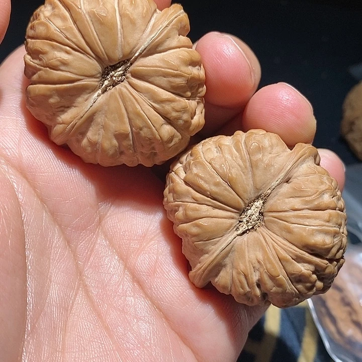 【闪购商品】文玩核桃吊坠南瓜墩