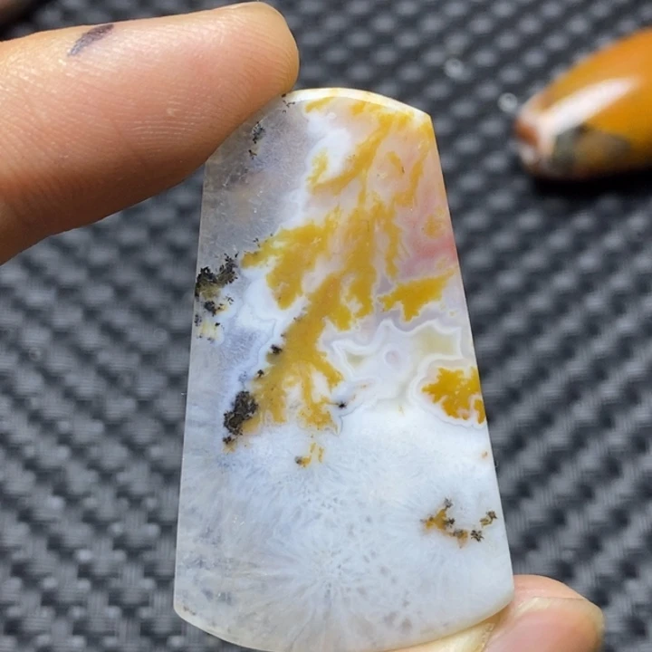玛瑙/玉髓颈饰未镶嵌用****4