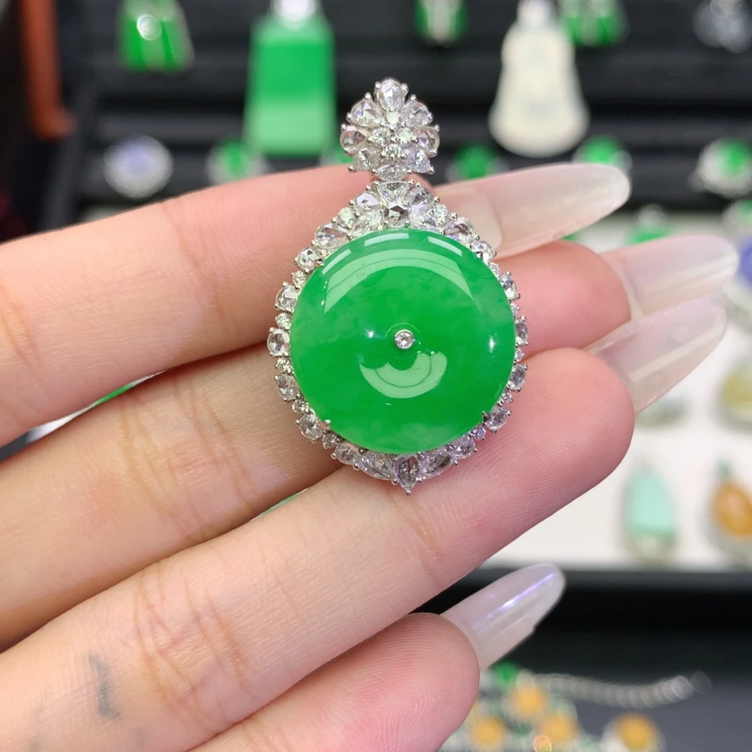 翡翠18K金镶嵌吊坠(不含链)
