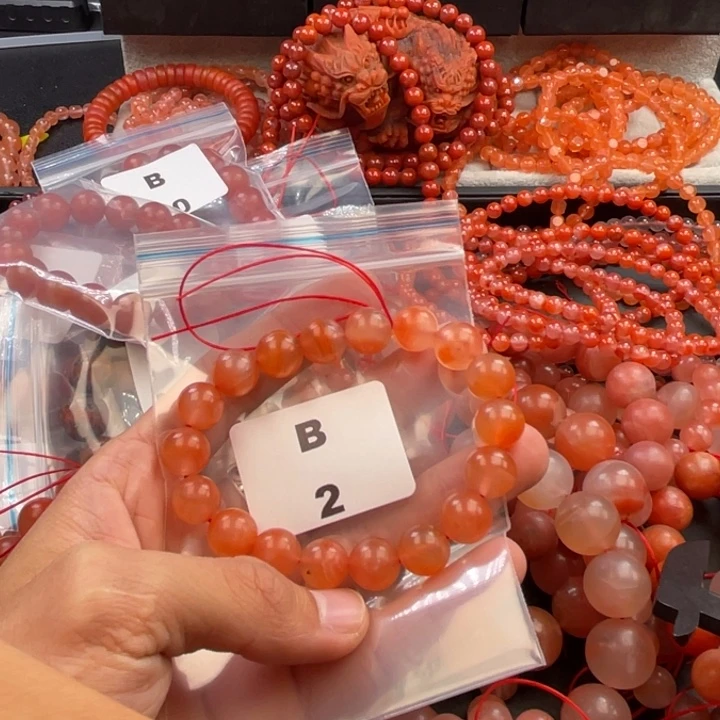 南红玛瑙未镶嵌多样性发货默认微瑕称重11mm