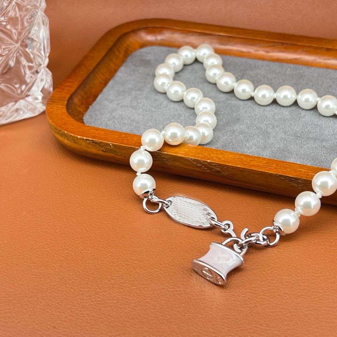 0614白色锁形项链