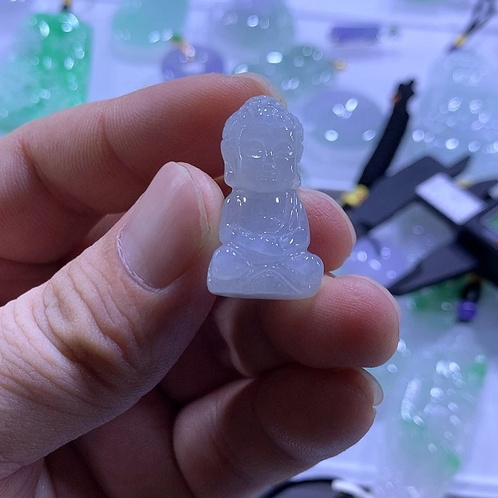 翡翠未镶嵌颈饰天然翡翠A货吊坠