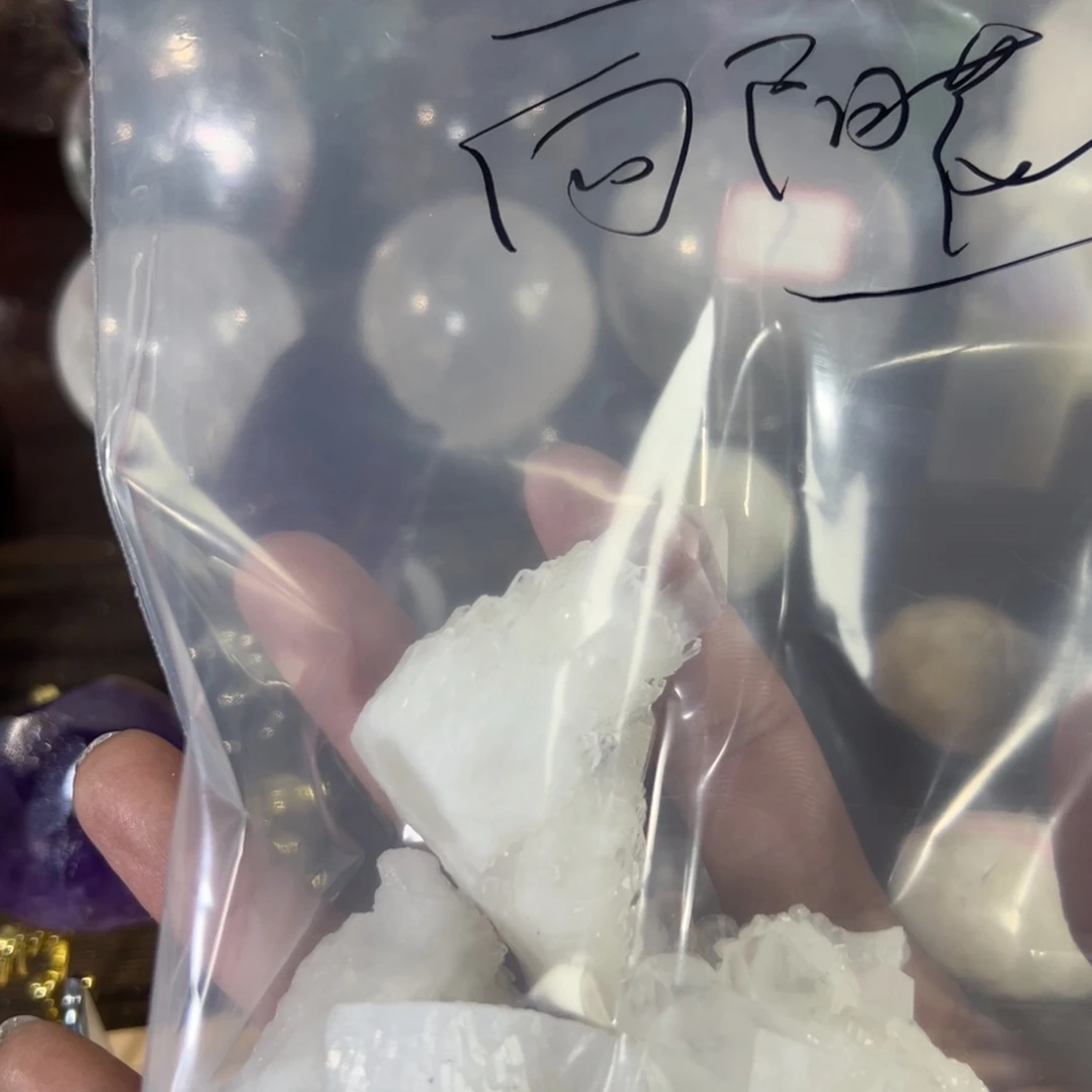 水晶天然水晶，默认微瑕未镶嵌向*花