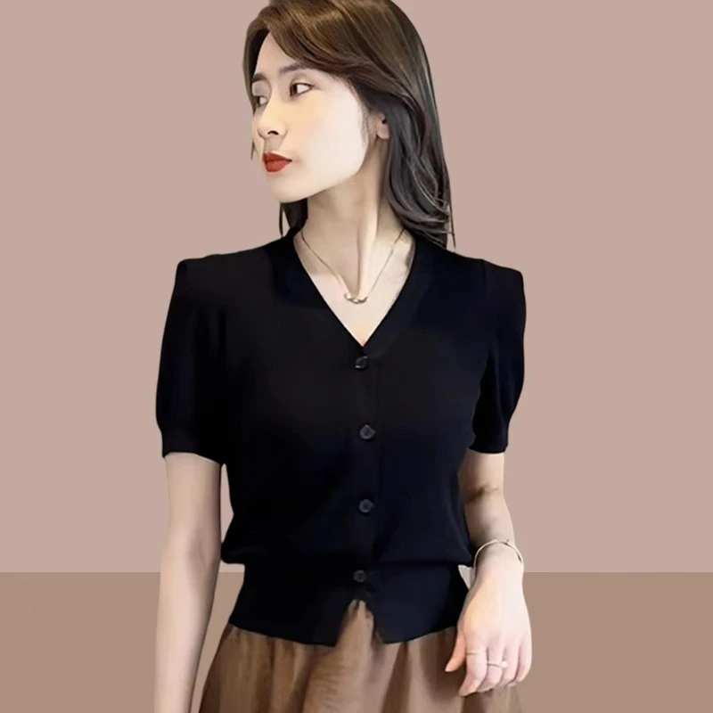 短袖t恤女正肩夏季新款2025短款v领体恤法式开衫显瘦洋气减龄上衣