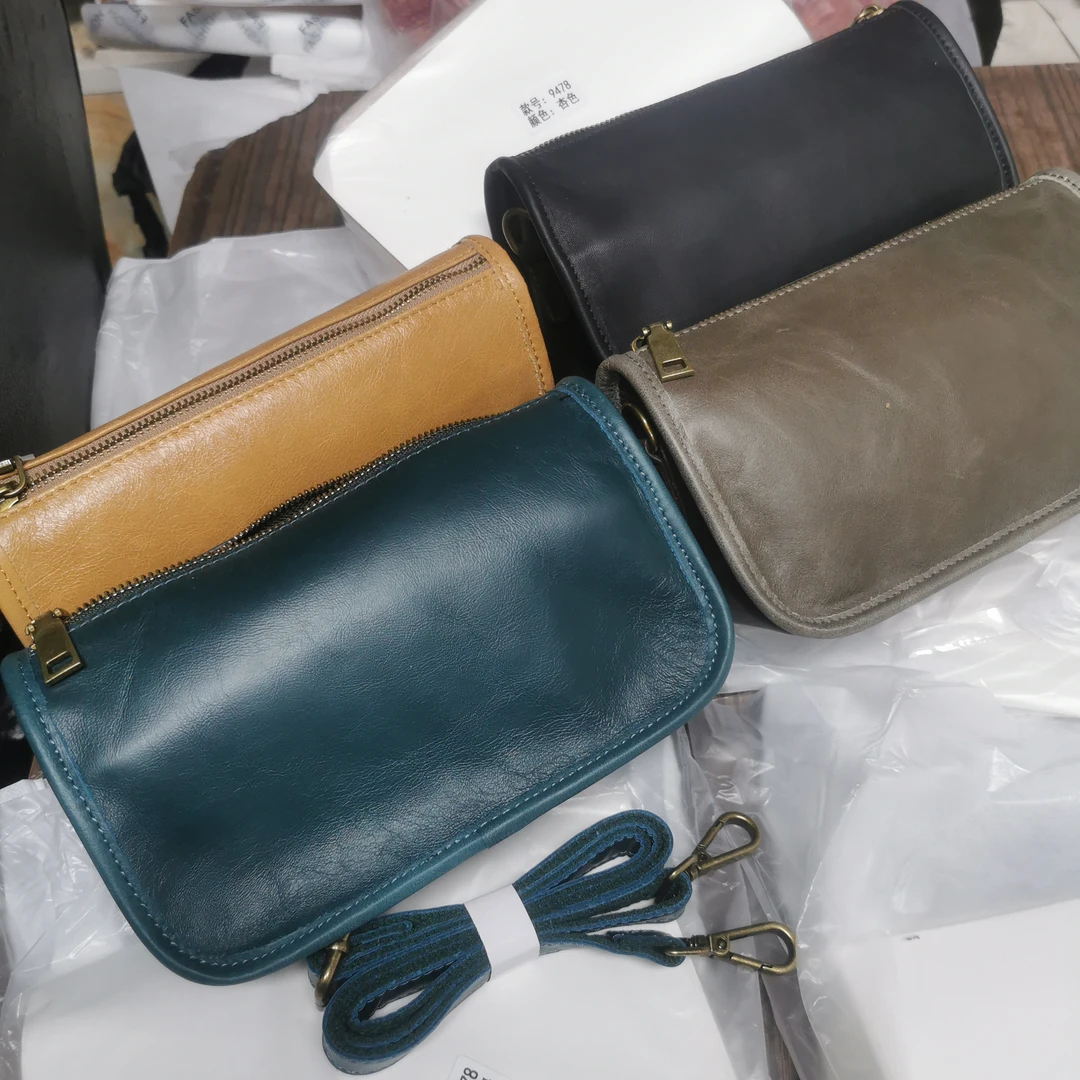 9478植鞣油蜡头层皮简约休闲马鞍斜挎包底宽22高13厚9CM