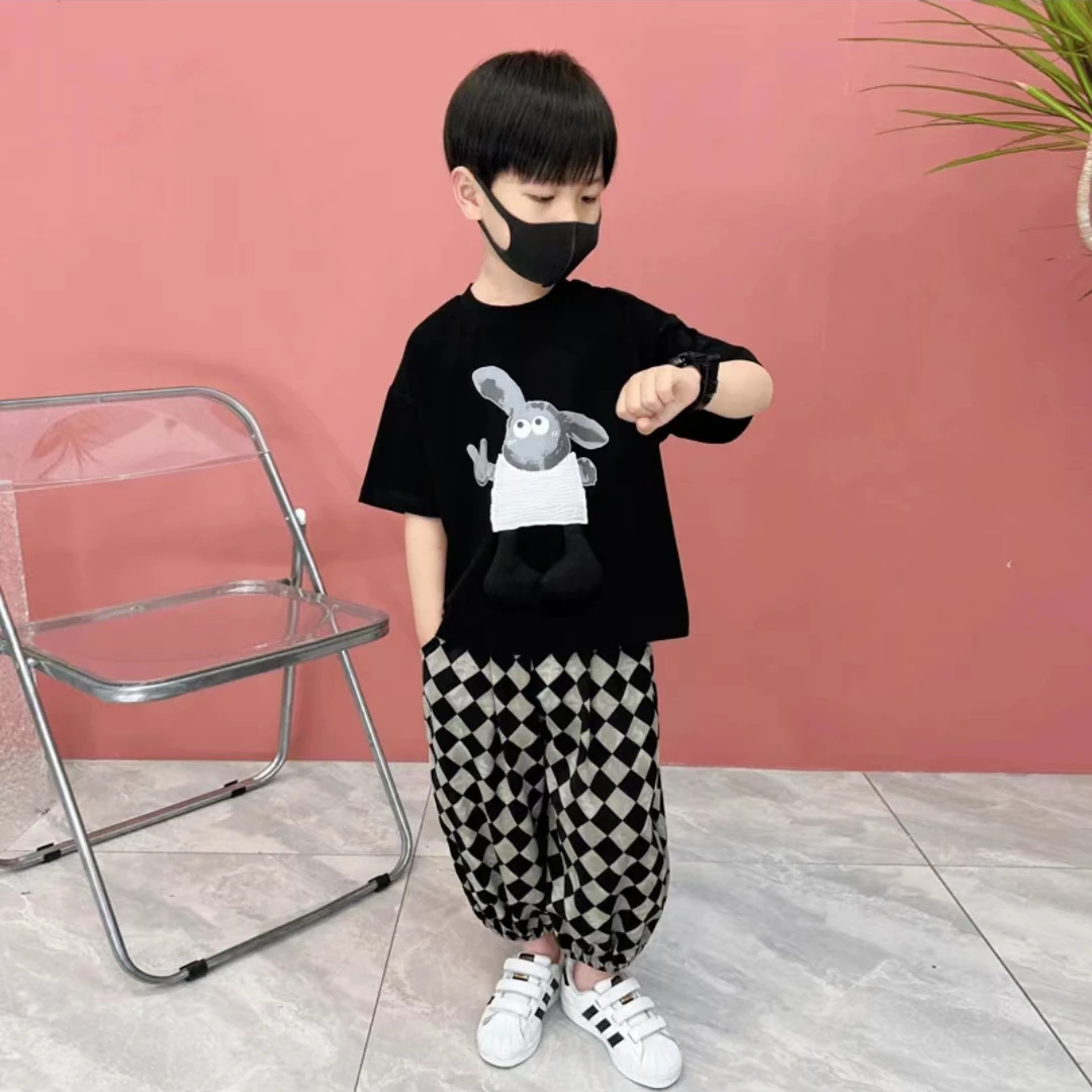 立体玩偶套装夏季男童帅气洋气宽松套装儿童时尚卡通两件套