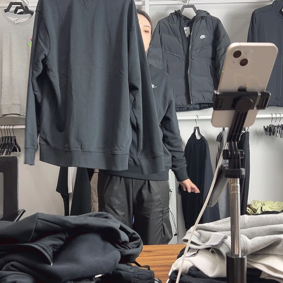 2667卫衣XL码160-180斤不退换