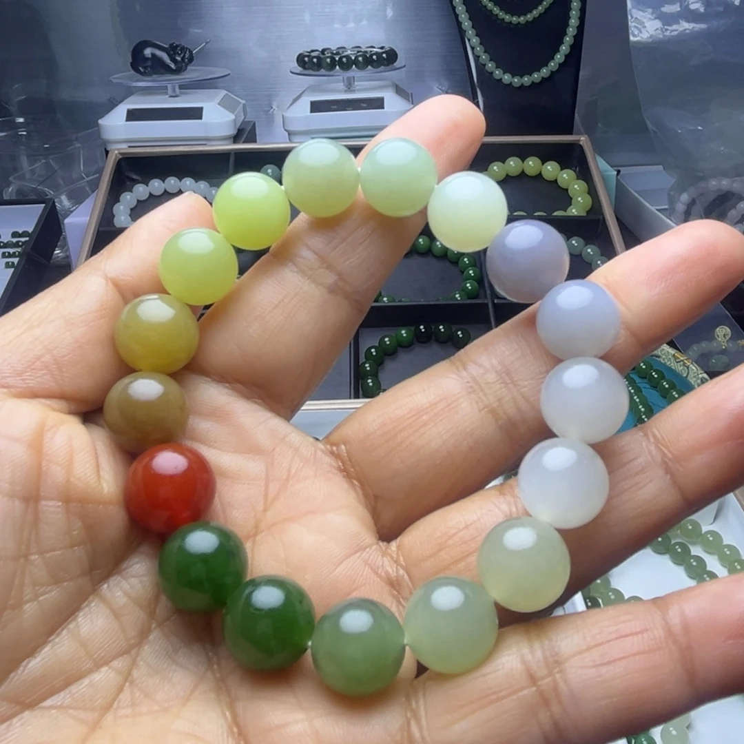 和田玉未镶嵌手串