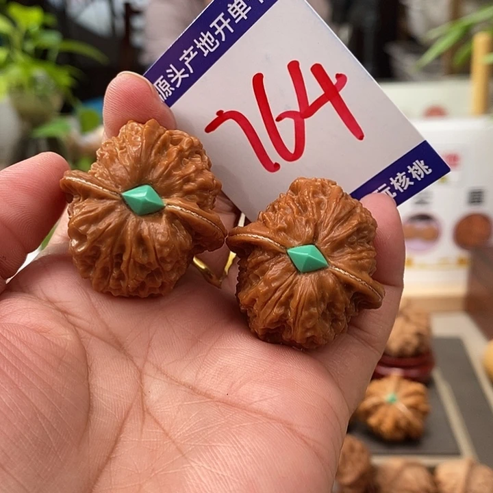 把件文玩核桃35埋银线镶嵌手盘血麒麟764号
