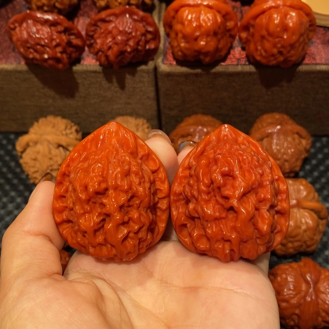 文玩核桃吊坠40.9玉化官帽，0612