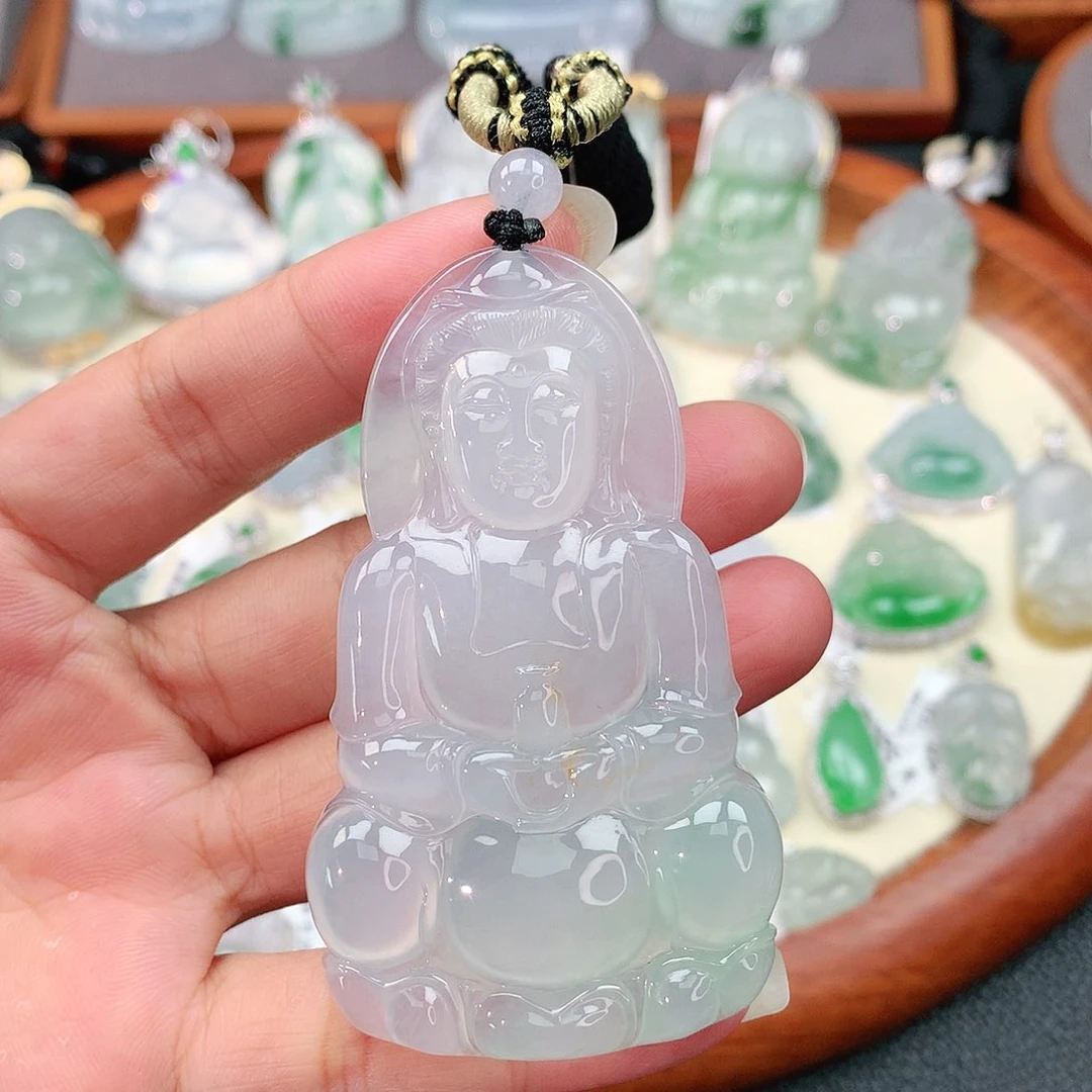 颈饰未镶嵌翡翠观音