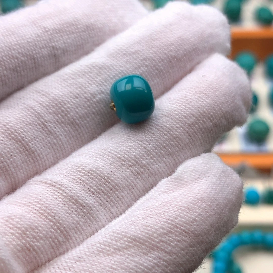 18K金镶嵌绿松石配饰