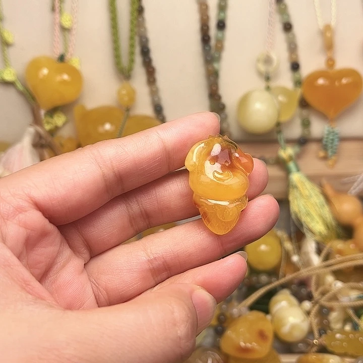 蜜蜡颈饰未镶嵌蜜蜡