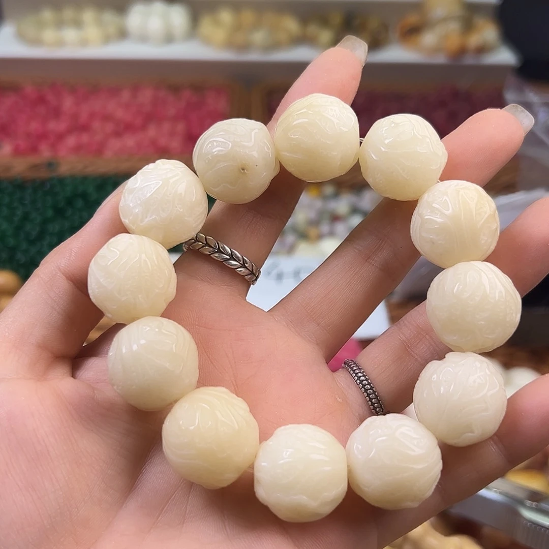 菩提根/象牙果手串微瑕20大白菜1条