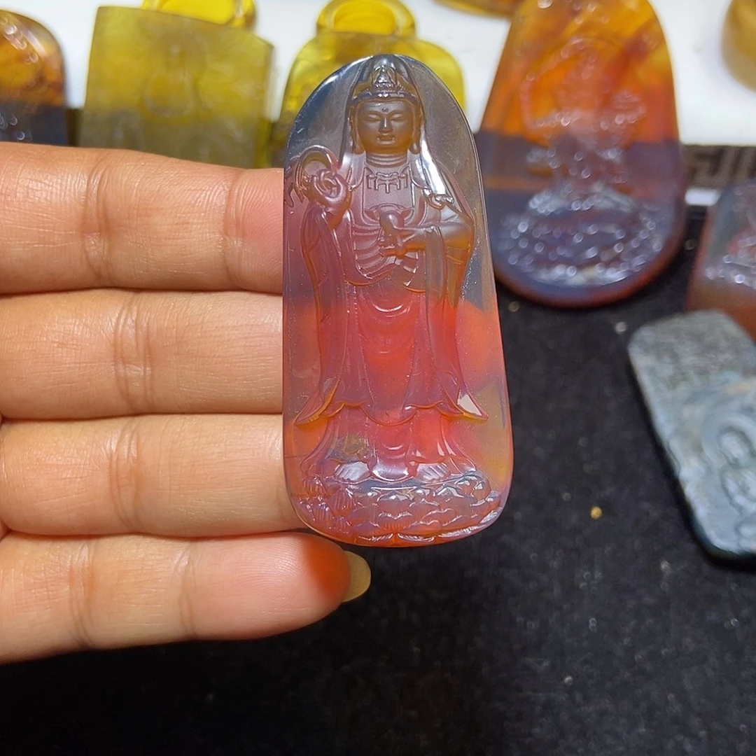 琥珀未镶嵌颈饰缅甸天然琥珀吊坠