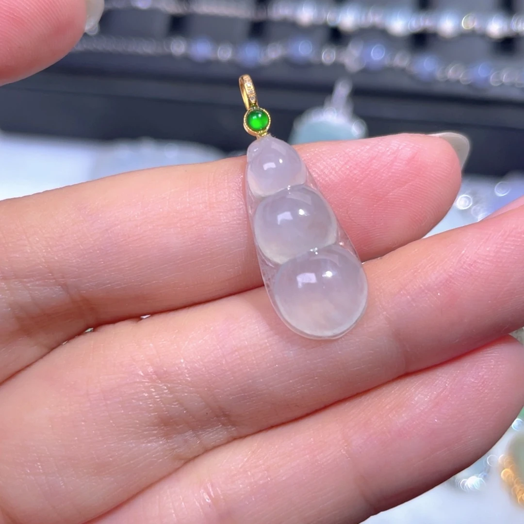 颈饰18K金镶嵌翡翠翡翠