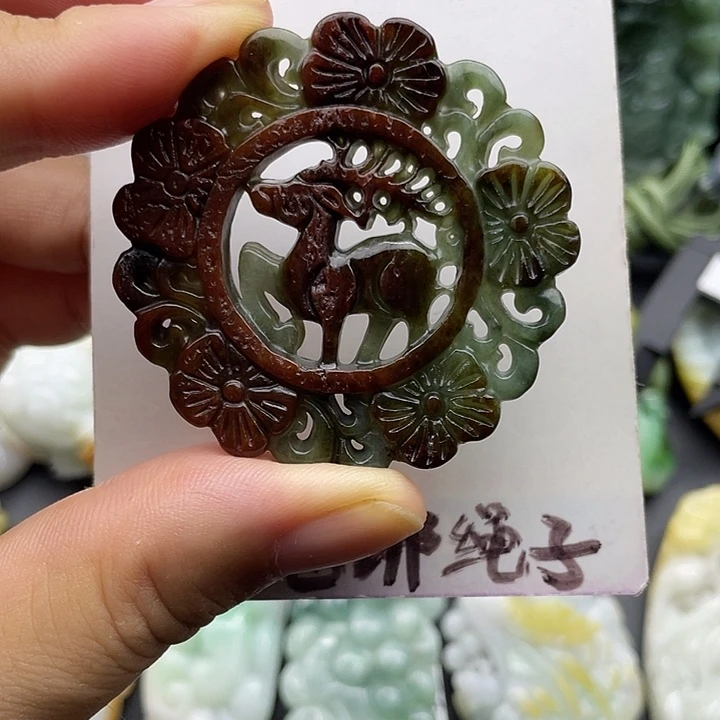 颈饰未镶嵌翡翠天然翡翠