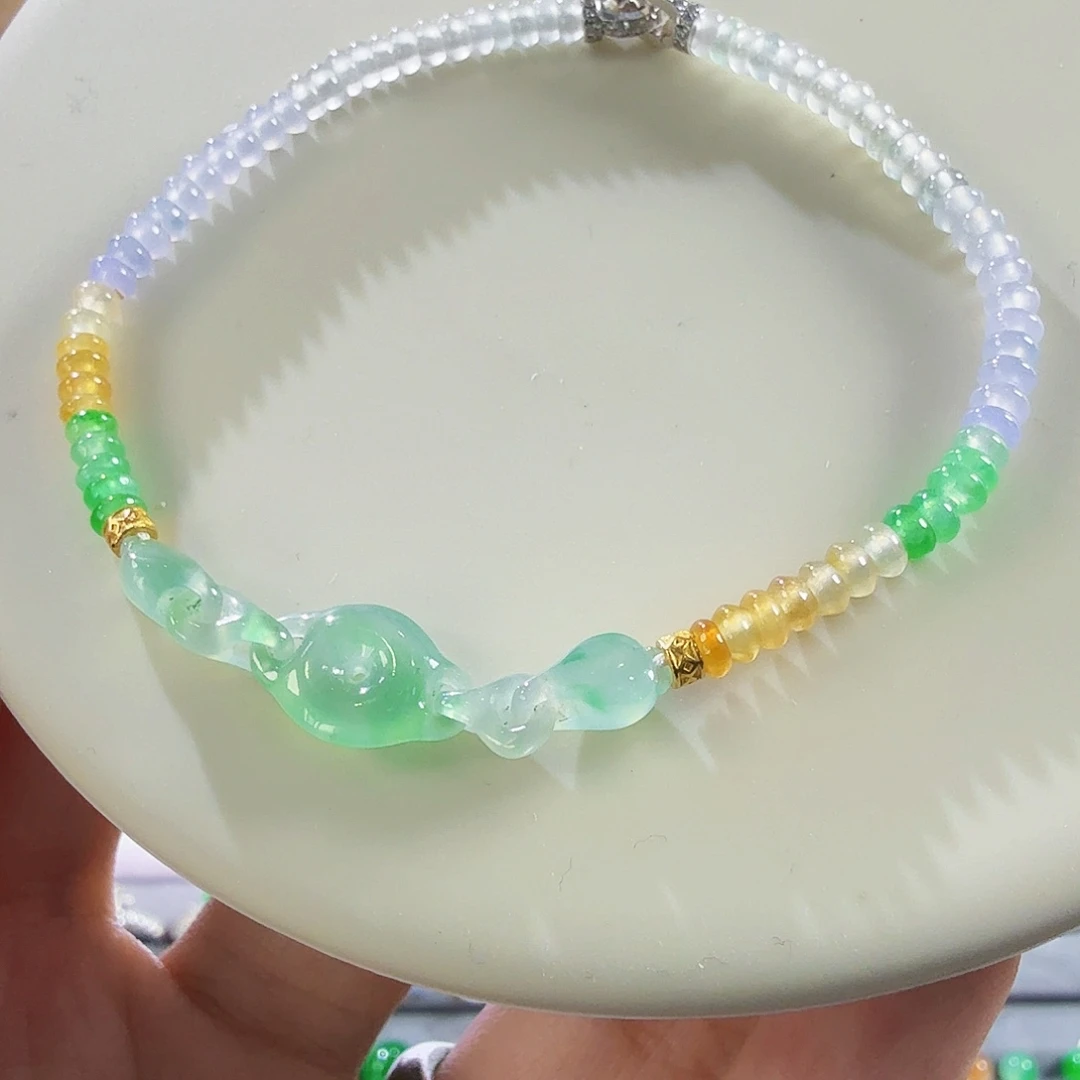 翡翠18K金镶嵌颈饰一套连环扣手链