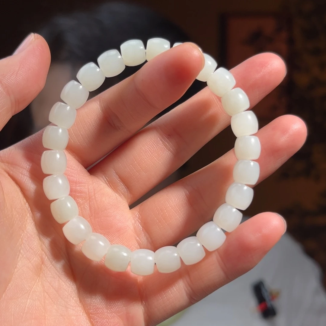 手串未镶嵌和田玉金山糖白直切8mm1200
