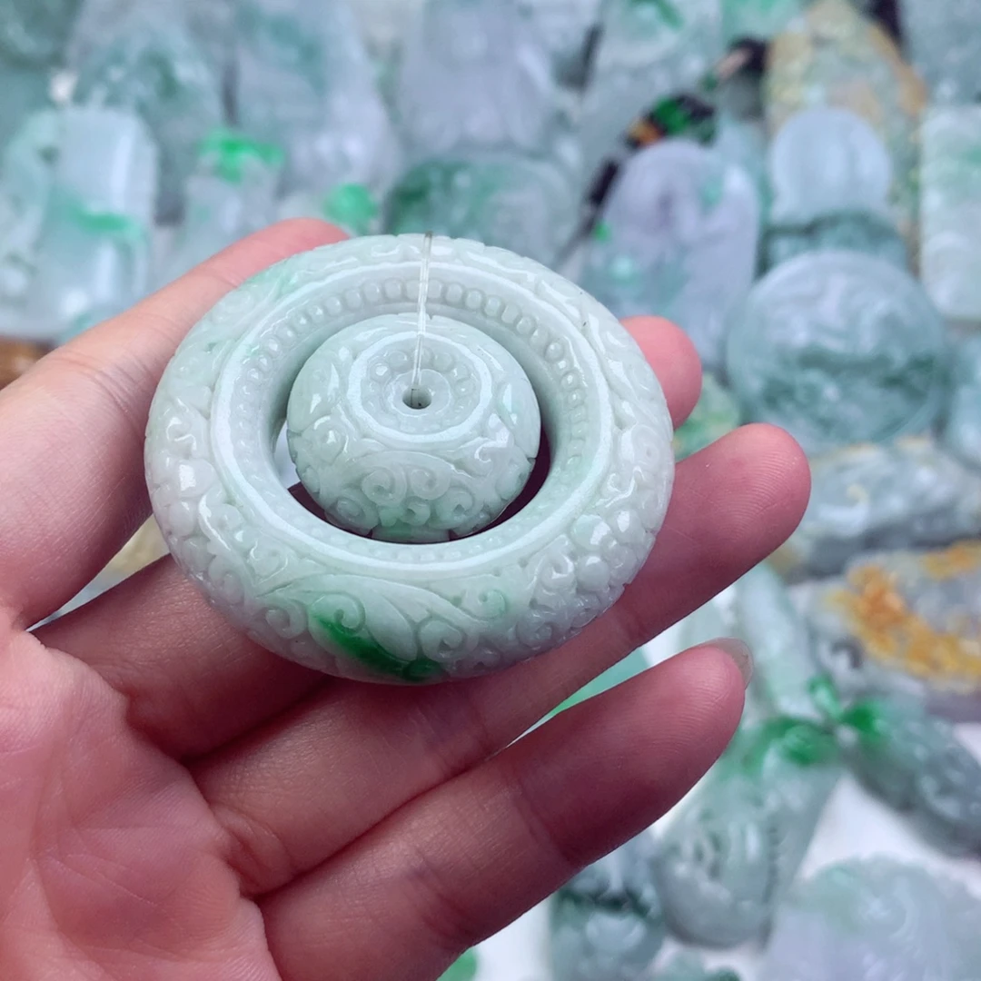 翡翠未镶嵌吊坠(不含链)