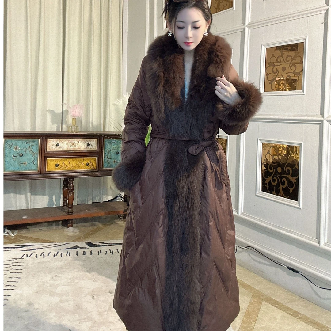 豪门女主OUFEILUN长外套鹅绒服2388