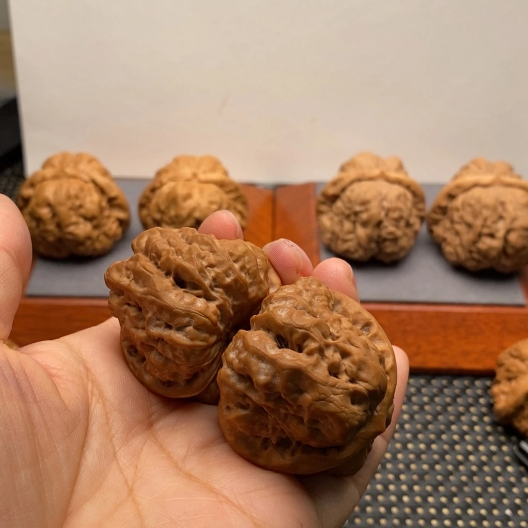 费***德文玩核桃把件白茬边39左右