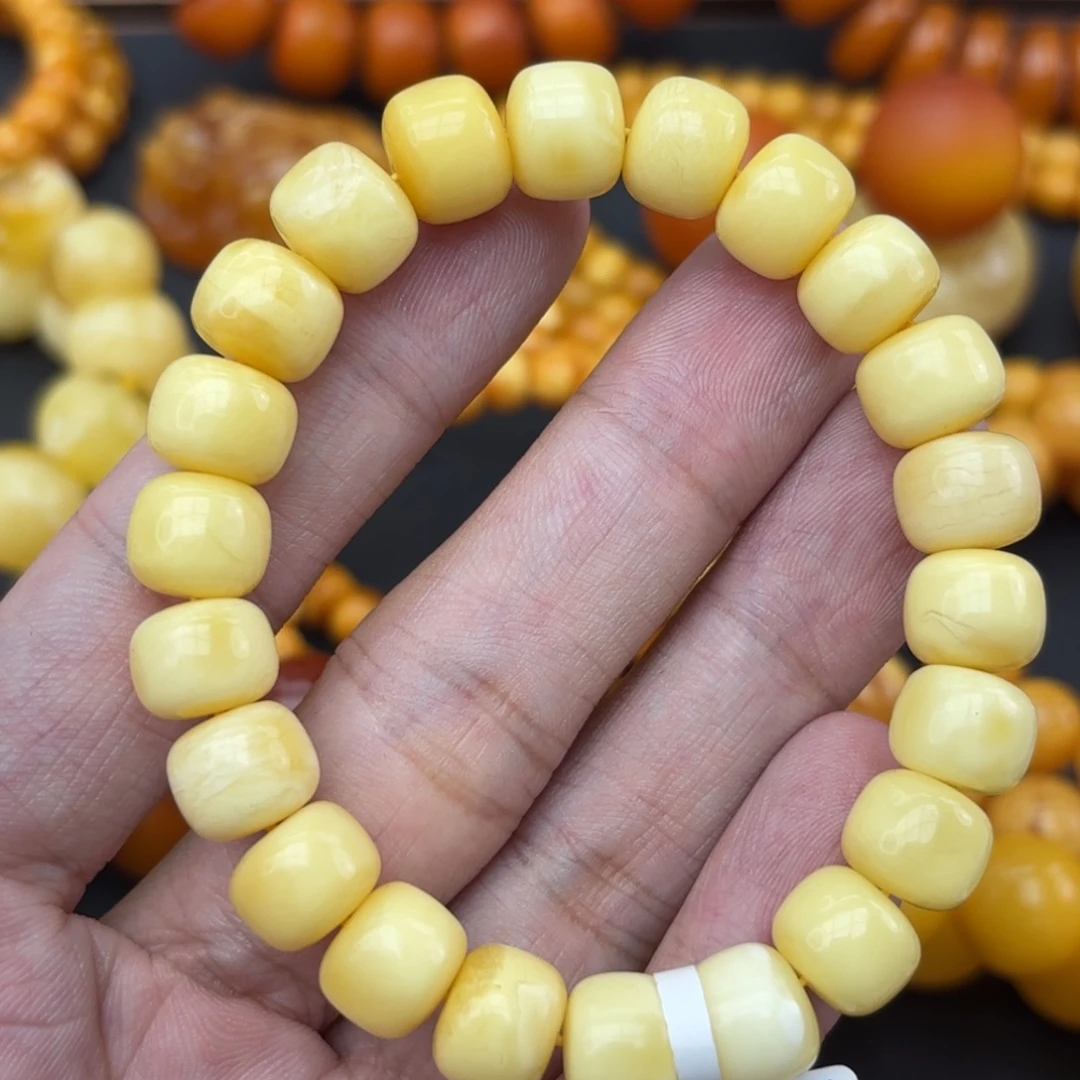 琥珀未镶嵌手链蜜蜡