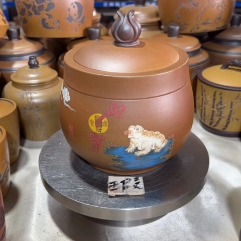 紫砂茶叶罐。。。。。。。。。。。