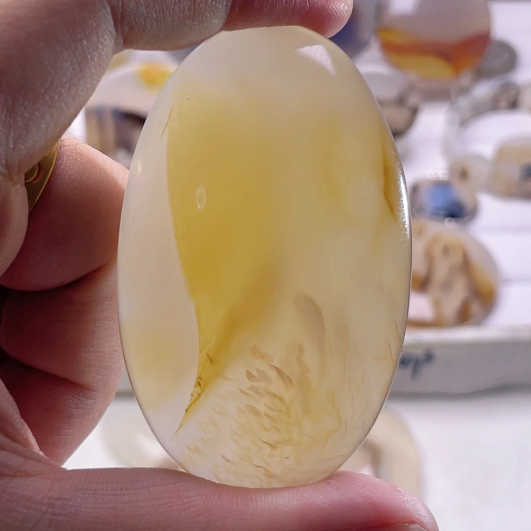 玛瑙/玉髓未镶嵌珠宝奇石