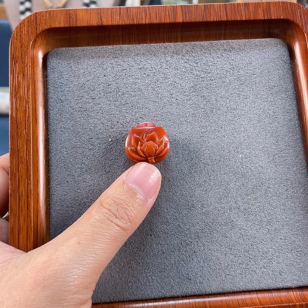 南红玛瑙吊坠(不含链)未镶嵌