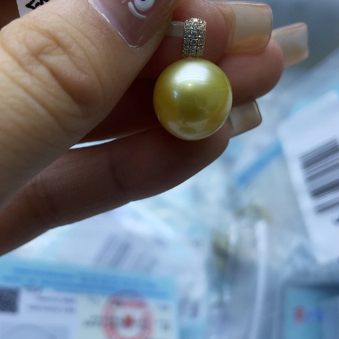 海水珍珠18K金镶嵌颈饰