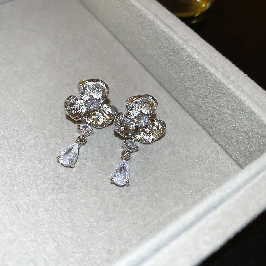 合金锆石耳饰 冷淡风银色花花耳环