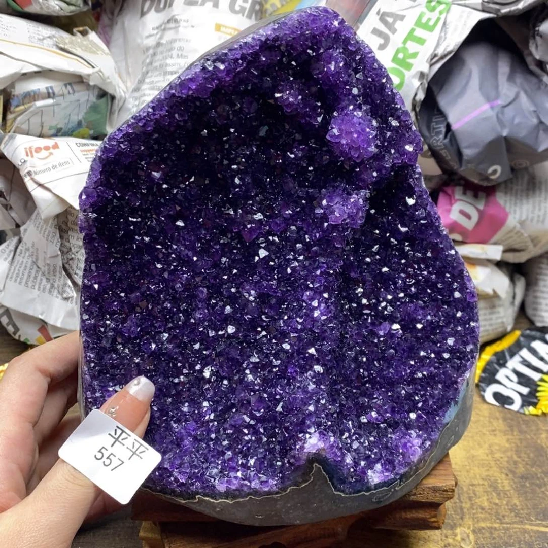 水晶乌拉圭未镶嵌