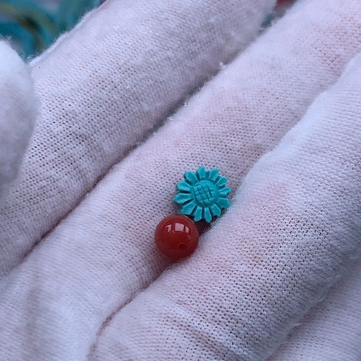 南红玛瑙未镶嵌珠宝奇石